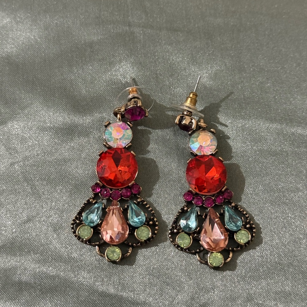 Elegant Multicolor Drop Earrings - Picture 7 of 16